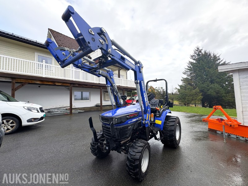 2021 Farmtrac 26H 4WD - KUN 98 timer! - mye tilbehør / ekstra utstyr| - جرار: صور 1 2021 Farmtrac 26H 4WD - KUN 98 timer! - mye tilbehør / ekstra utstyr| - جرار: صور 1