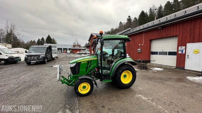 2022 JOHN DEERE 3046R TRAKTOR, HØYT UTSTYRSNIVÅ, 206 TIMER - جرار: صور 2 2022 JOHN DEERE 3046R TRAKTOR, HØYT UTSTYRSNIVÅ, 206 TIMER - جرار: صور 2