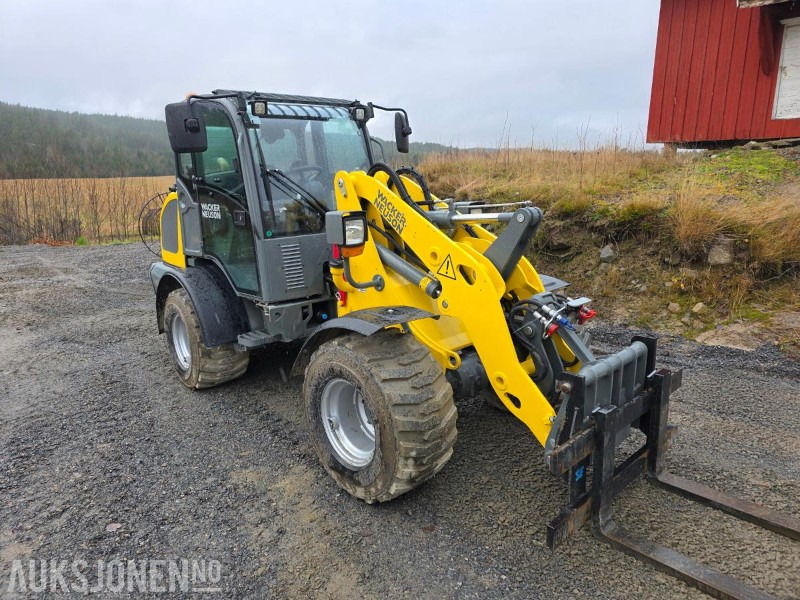 2022 Wacker Neuson WL 34 Hjullaster 485T KUN 2.15cm høy lasteskuffe og pallegaffel Hydraulisk HK Weidemann-feste - اللودر بعجل: صور 3 2022 Wacker Neuson WL 34 Hjullaster 485T KUN 2.15cm høy lasteskuffe og pallegaffel Hydraulisk HK Weidemann-feste - اللودر بعجل: صور 3