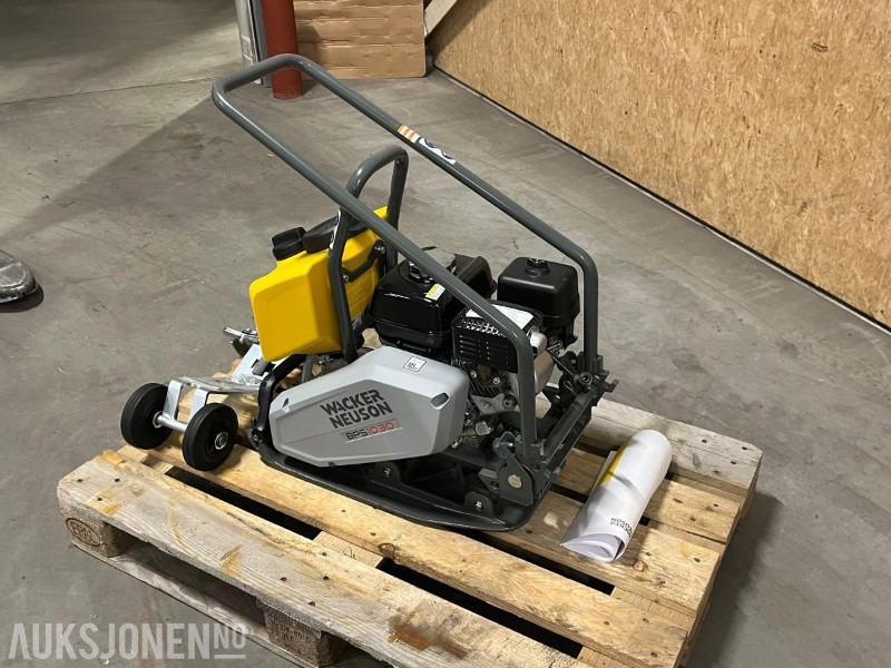 2022 Wacker vibroplate BPS1030Aw 56kg - ikke brukt! - مدحلة: صور 4 2022 Wacker vibroplate BPS1030Aw 56kg - ikke brukt! - مدحلة: صور 4