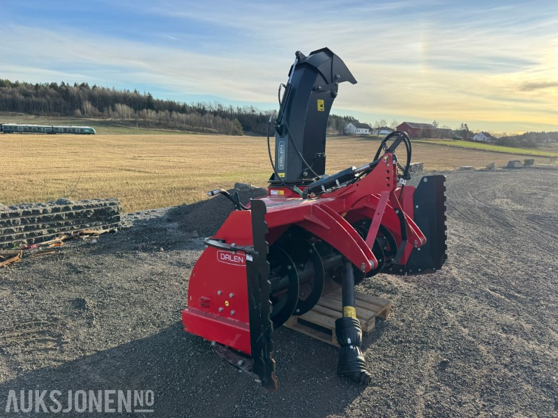 2023 Dalen 2110 totrinns snøfres / Hydraulisk tut og klaff / PTO / lite brukt - الآلات والماكينات الزراعية: صور 4 2023 Dalen 2110 totrinns snøfres / Hydraulisk tut og klaff / PTO / lite brukt - الآلات والماكينات الزراعية: صور 4