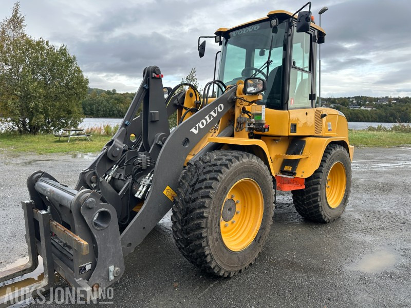 2024 Volvo L35GT HJULLASTER MED PALLEGAFFLER - 256 TIMER - اللودر بعجل: صور 1 2024 Volvo L35GT HJULLASTER MED PALLEGAFFLER - 256 TIMER - اللودر بعجل: صور 1