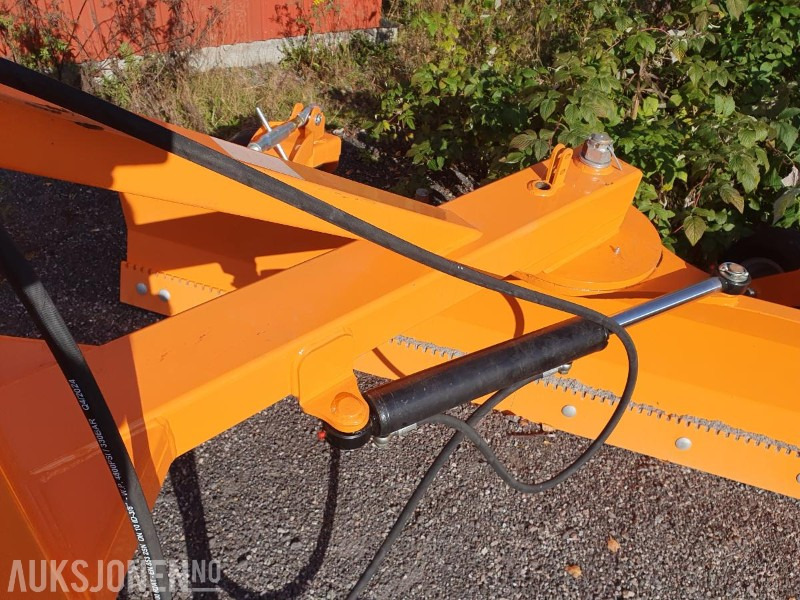2025 Snøskjær Hydraulisk - الآلات والماكينات الزراعية: صور 3 2025 Snøskjær Hydraulisk - الآلات والماكينات الزراعية: صور 3
