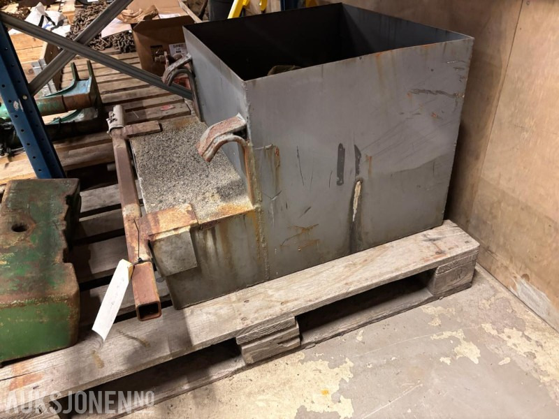 240KG LODD TIL TRAKTOR - الآلات والماكينات الزراعية: صور 1 240KG LODD TIL TRAKTOR - الآلات والماكينات الزراعية: صور 1