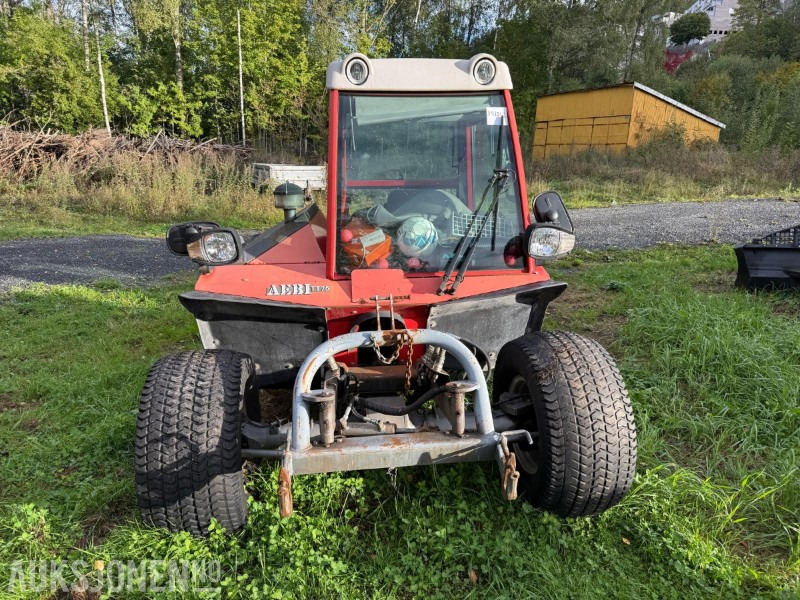 AEBI tt75 redskapsbærer, firehjulstrekk, rep.objekt - UTEN MINSTEPRIS - سيارة بلدية: صور 2 AEBI tt75 redskapsbærer, firehjulstrekk, rep.objekt - UTEN MINSTEPRIS - سيارة بلدية: صور 2