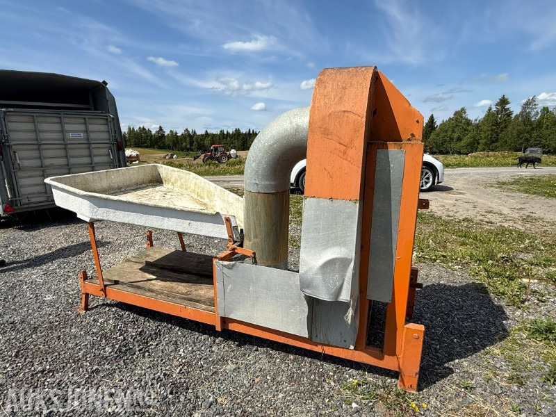 Bærrensker til traktor - brukt til solbær - الآلات والماكينات الزراعية: صور 5 Bærrensker til traktor - brukt til solbær - الآلات والماكينات الزراعية: صور 5