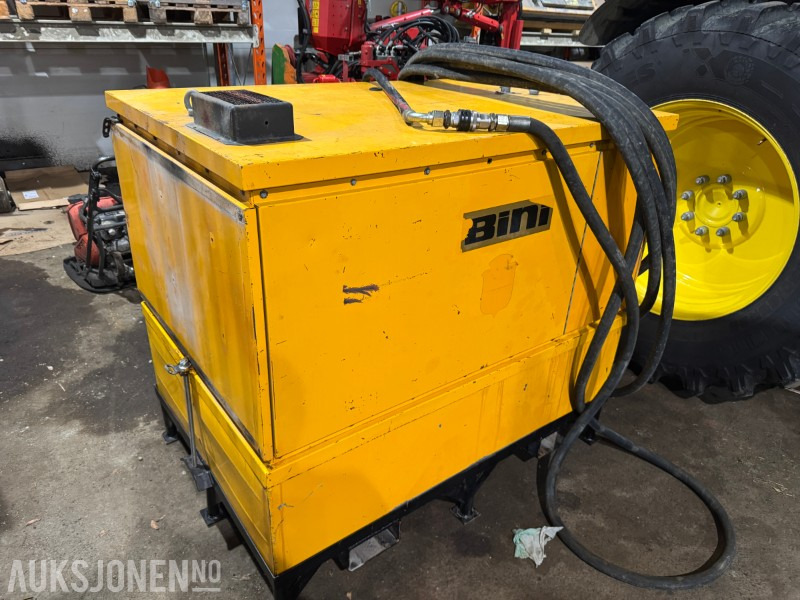 Bini 610 tinekjele - معدات البناء: صور 2 Bini 610 tinekjele - معدات البناء: صور 2