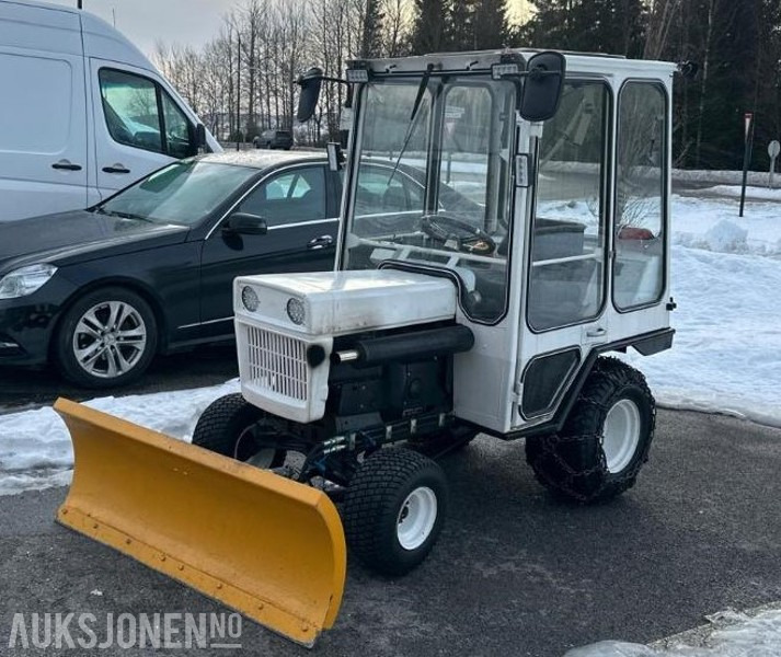 معدات صناعية Bolens HT23 Minitraktor med Hydrostatdrift – Frontskjær, Snøfres og Varmeapparat: صور 1