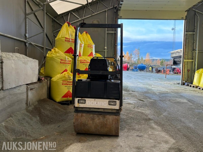Bomag BW 100 AD-3 / ASFALTVALS - مدحلة: صور 4 Bomag BW 100 AD-3 / ASFALTVALS - مدحلة: صور 4