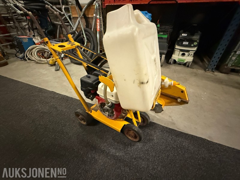 Cedima CF-7 Asfalt/betongsag - معدات البناء: صور 2 Cedima CF-7 Asfalt/betongsag - معدات البناء: صور 2