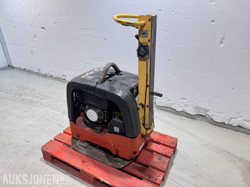 Dynapac LG300 vibroplate / 307kg - مدحلة: صور 2 Dynapac LG300 vibroplate / 307kg - مدحلة: صور 2