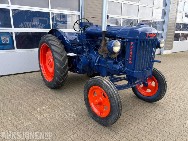 Ford Fordson-Stegamajor E27N - جرار: صور 4 Ford Fordson-Stegamajor E27N - جرار: صور 4
