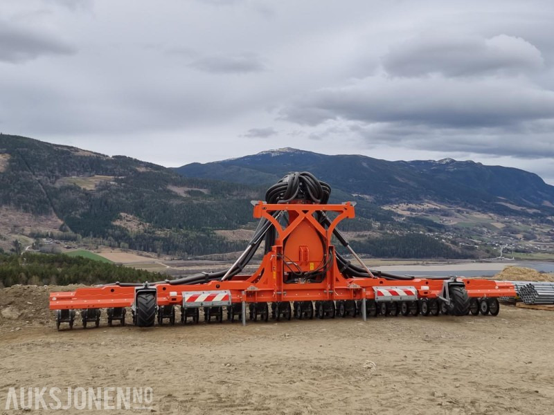 Gjødselnedfeller - الآلات والماكينات الزراعية: صور 2 Gjødselnedfeller - الآلات والماكينات الزراعية: صور 2