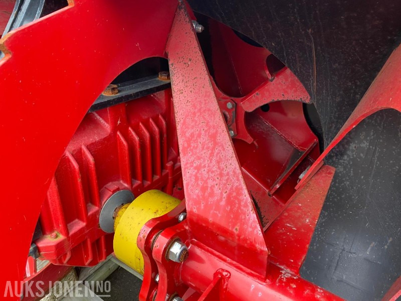 IGLAND SNØFRES SB2690 - الآلات والماكينات الزراعية: صور 5 IGLAND SNØFRES SB2690 - الآلات والماكينات الزراعية: صور 5