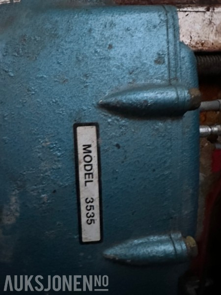 الآلات والماكينات الزراعية Kent Skiltvasker til traktor: صور 10