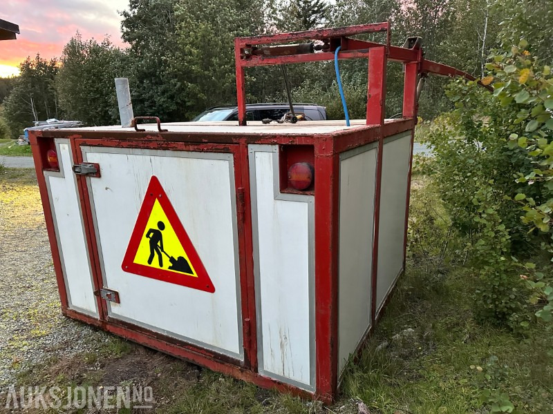 Kent Skiltvasker til traktor - الآلات والماكينات الزراعية: صور 4 Kent Skiltvasker til traktor - الآلات والماكينات الزراعية: صور 4