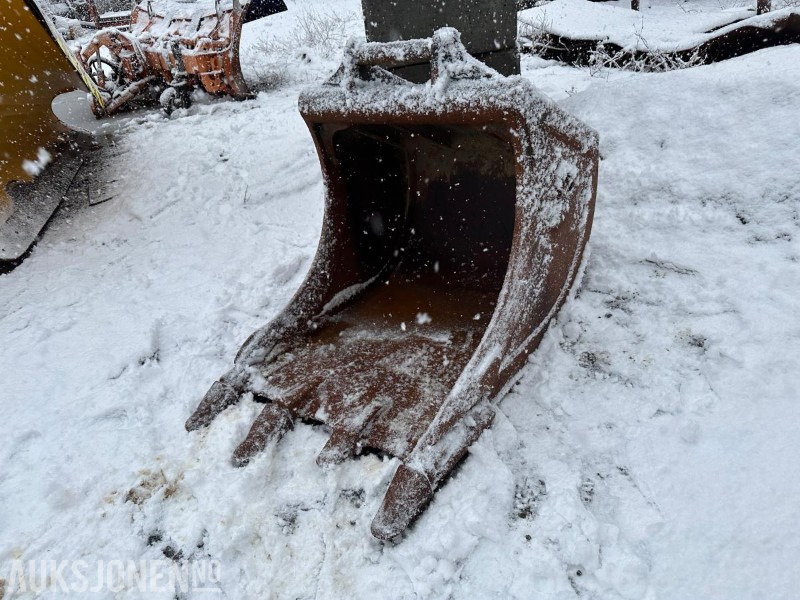 Klepp mek - s60 Graveskuffe / tannskuffe - ملحقات - آلات البناء: صور 1 Klepp mek - s60 Graveskuffe / tannskuffe - ملحقات - آلات البناء: صور 1