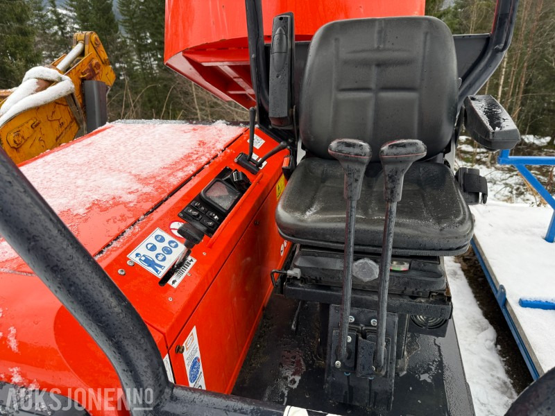 Kubota KC250-4 beltegående dumper kun 393 timer - med stativ for rør / stolper ol. - شيول صغير: صور 5 Kubota KC250-4 beltegående dumper kun 393 timer - med stativ for rør / stolper ol. - شيول صغير: صور 5