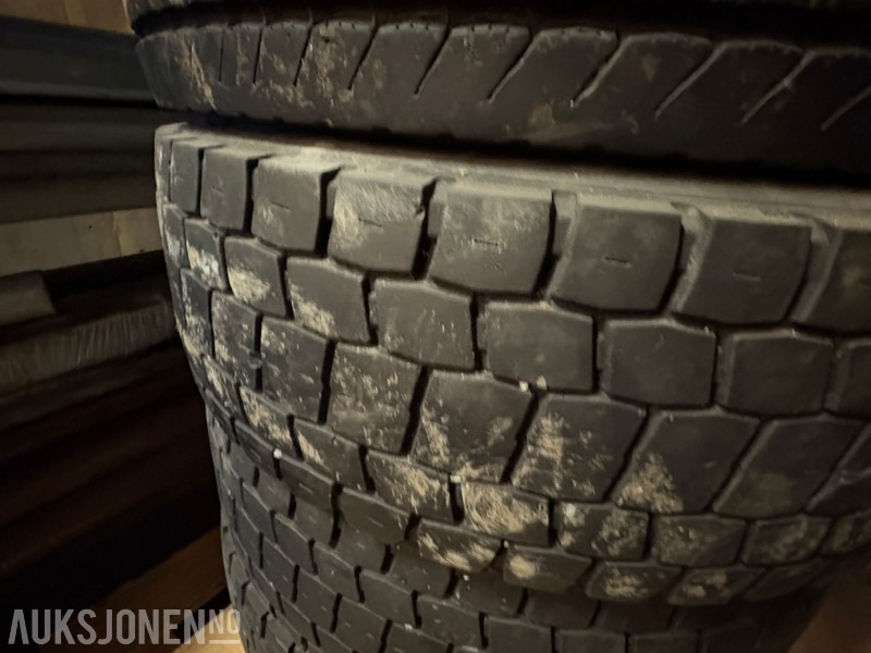 Lastebildekk 6 stk - شاحنة: صور 5 Lastebildekk 6 stk - شاحنة: صور 5