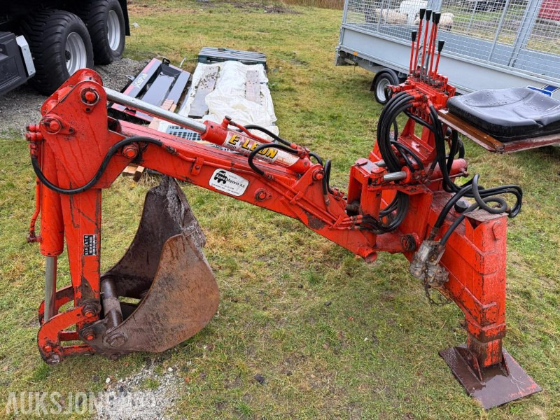 Leon E200 graveaggregat til traktor - الآلات والماكينات الزراعية: صور 1 Leon E200 graveaggregat til traktor - الآلات والماكينات الزراعية: صور 1