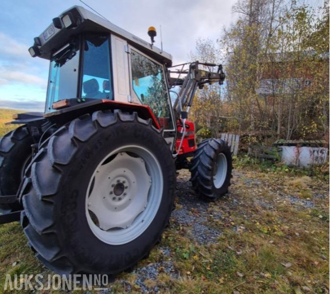 MVA fri 1991 Massey Ferguson 3070- OBS les tekst, mye påkostet ! - جرار: صور 5 MVA fri 1991 Massey Ferguson 3070- OBS les tekst, mye påkostet ! - جرار: صور 5