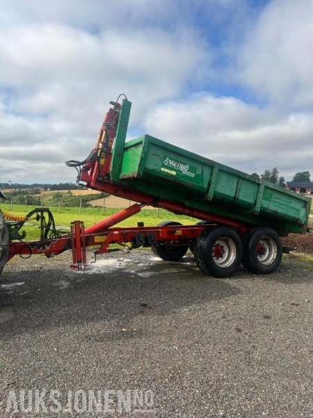 Pronar T185 krokhenger med hydraulisk dumperkasse - الآلات والماكينات الزراعية: صور 1 Pronar T185 krokhenger med hydraulisk dumperkasse - الآلات والماكينات الزراعية: صور 1