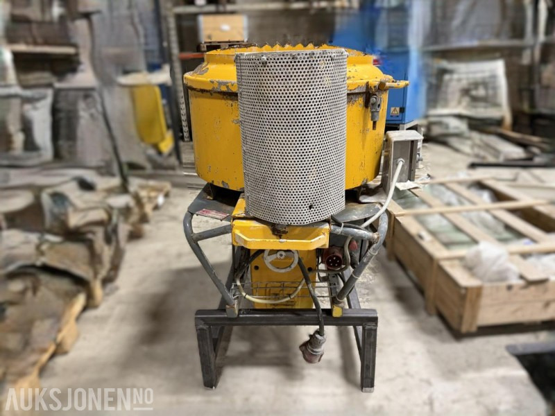 Putzmeister skruepumpe / mørtelpumpe / Sprøytemaskin - معدات البناء: صور 3 Putzmeister skruepumpe / mørtelpumpe / Sprøytemaskin - معدات البناء: صور 3