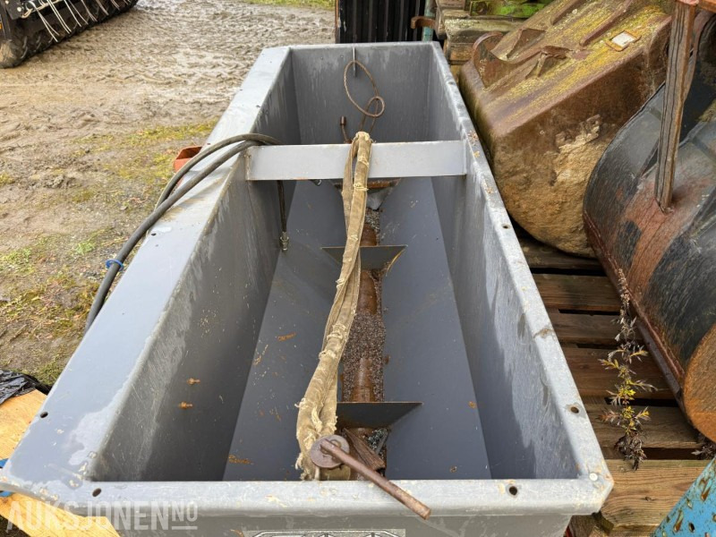 Sami Strøkasse til traktor - الآلات والماكينات الزراعية: صور 5 Sami Strøkasse til traktor - الآلات والماكينات الزراعية: صور 5