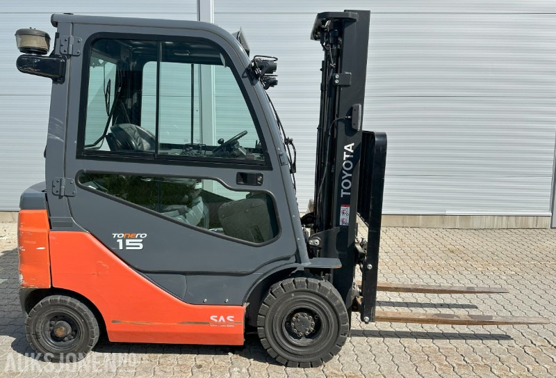 Toyota 42-8FDF15 - معدات المناولة: صور 2 Toyota 42-8FDF15 - معدات المناولة: صور 2