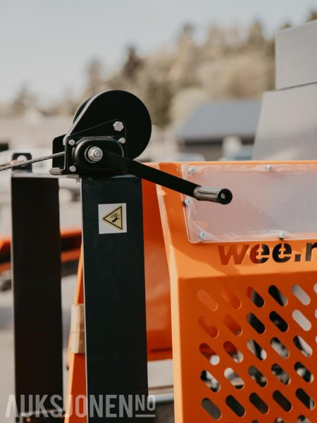 Vedmaskin Teak Pro Ø48 Hydraulisk sverdfunksjon - الآلات والماكينات الزراعية: صور 4 Vedmaskin Teak Pro Ø48 Hydraulisk sverdfunksjon - الآلات والماكينات الزراعية: صور 4