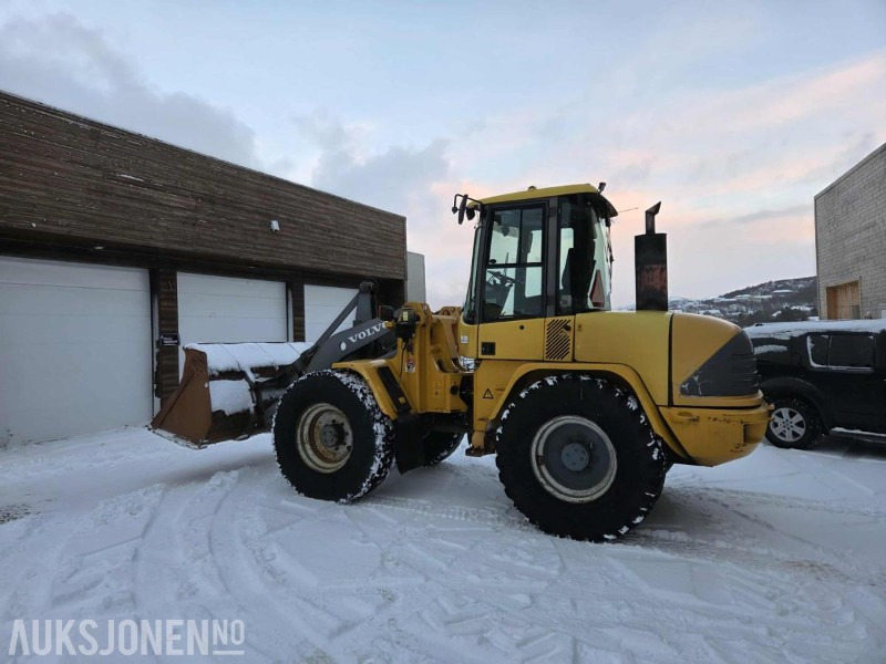 Volvo L45B Hjullaster - اللودر بعجل: صور 2 Volvo L45B Hjullaster - اللودر بعجل: صور 2