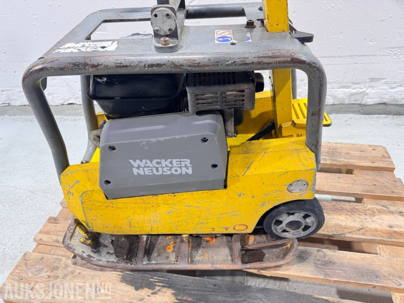 Wacker Neuson BPU2540A vibroplate / 145kg - مدحلة: صور 4 Wacker Neuson BPU2540A vibroplate / 145kg - مدحلة: صور 4