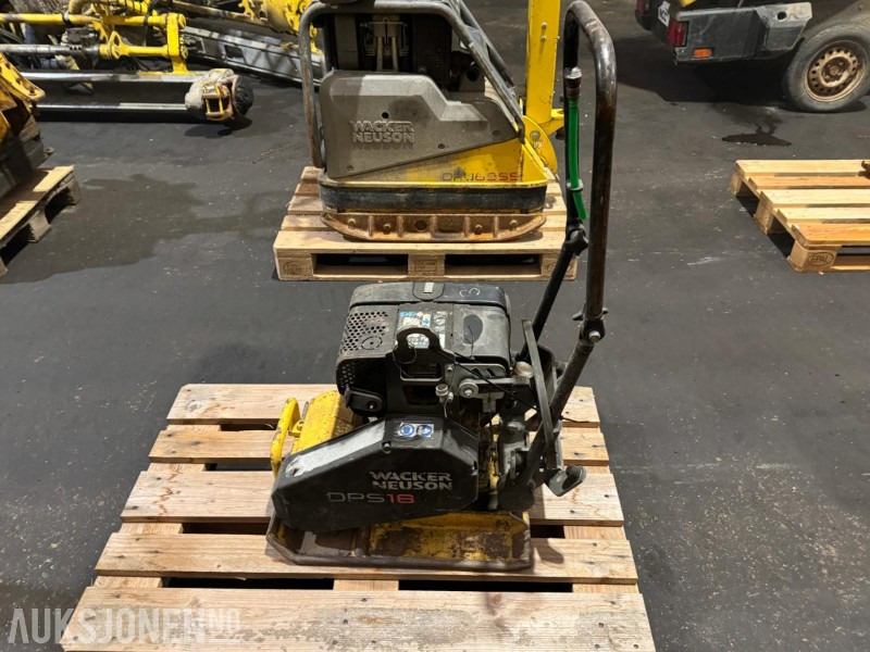 Wacker Neuson DPS18 vibroplate - مدحلة: صور 2 Wacker Neuson DPS18 vibroplate - مدحلة: صور 2