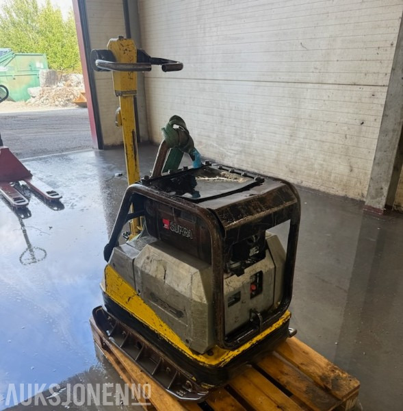 Wacker Supra Vibroplate - مدحلة: صور 2 Wacker Supra Vibroplate - مدحلة: صور 2