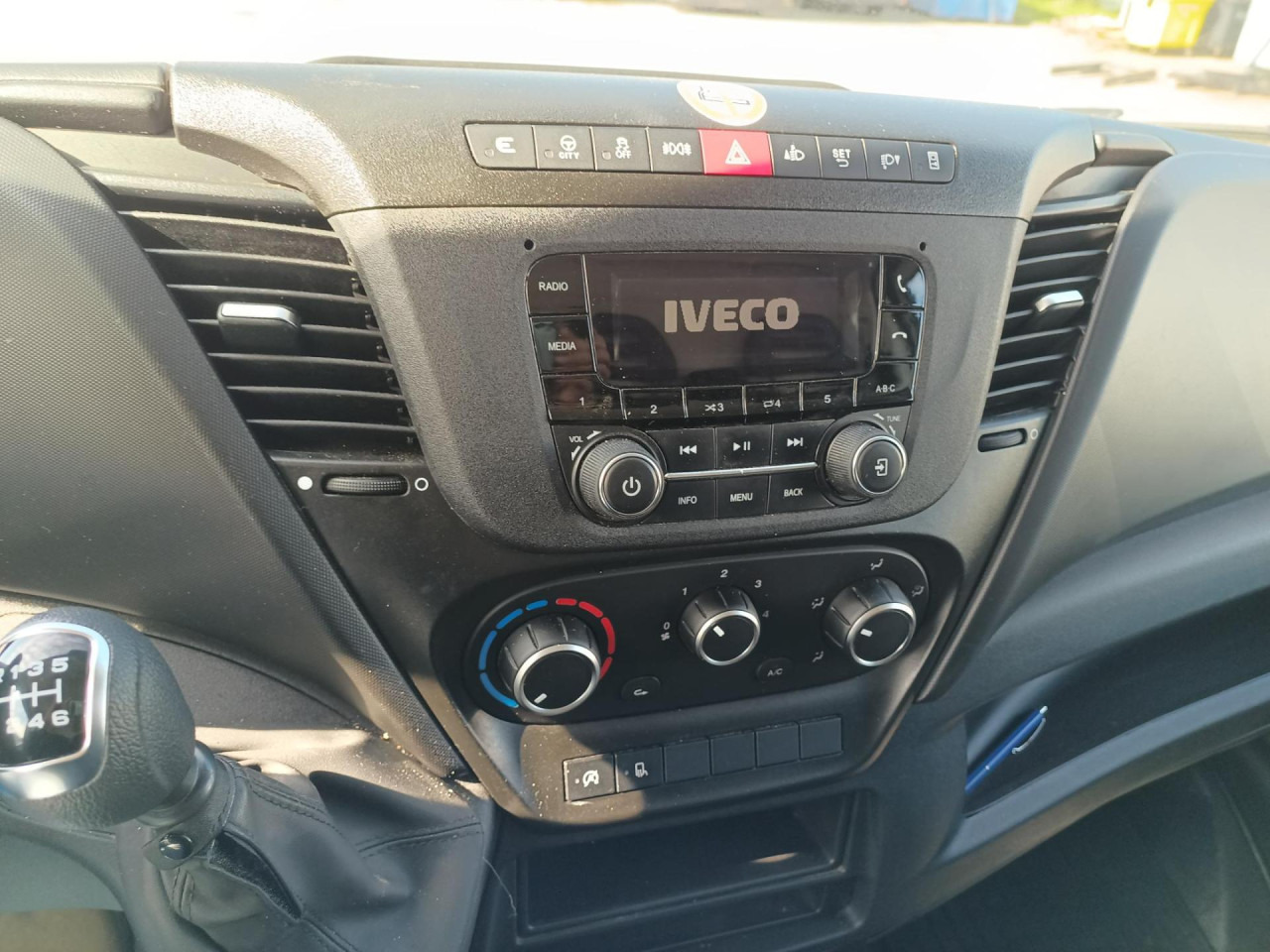 IVECO Daily 35S16V - فان: صور 3 IVECO Daily 35S16V - فان: صور 3
