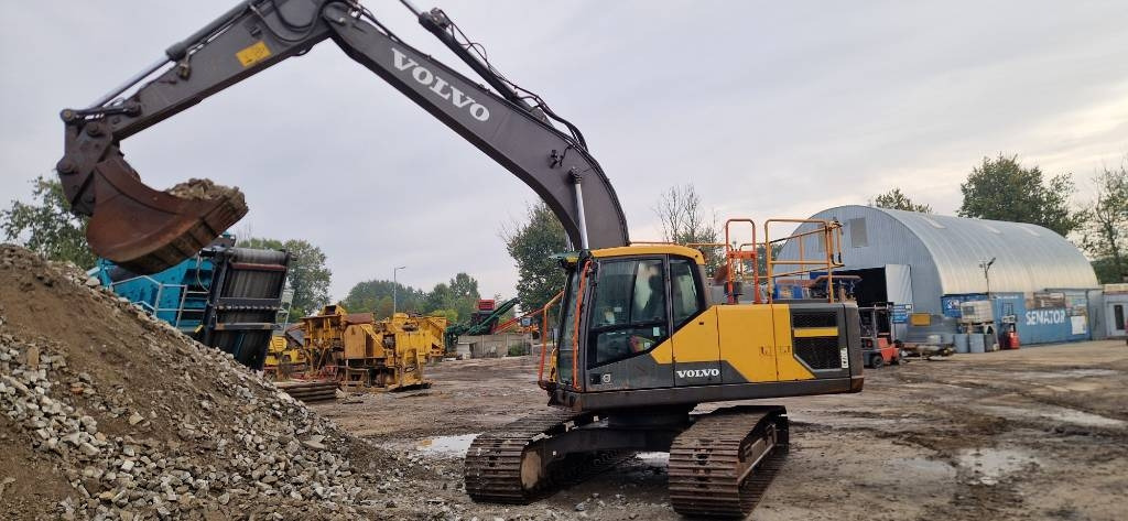 Volvo EC 220EL  - حفارات زحافة: صور 1 Volvo EC 220EL  - حفارات زحافة: صور 1