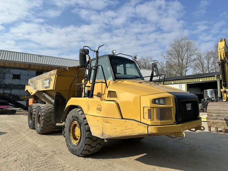 Caterpillar 730 C Body heat - Tailgate - Central Lubrication - قلابة شاحنة: صور 2 Caterpillar 730 C Body heat - Tailgate - Central Lubrication - قلابة شاحنة: صور 2