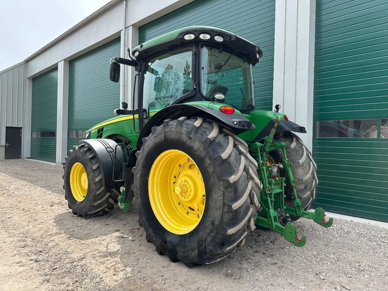 John Deere 8335R AutoPower - جرار: صور 5 John Deere 8335R AutoPower - جرار: صور 5