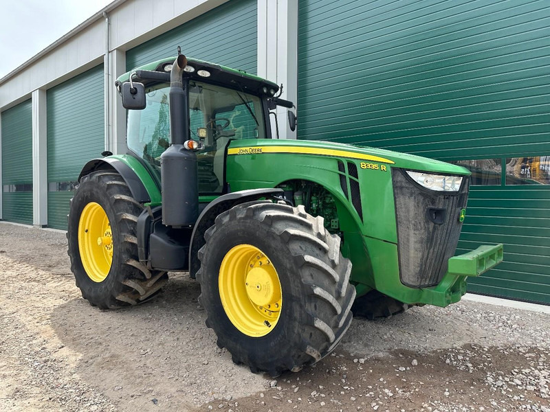 John Deere 8335R AutoPower - جرار: صور 2 John Deere 8335R AutoPower - جرار: صور 2