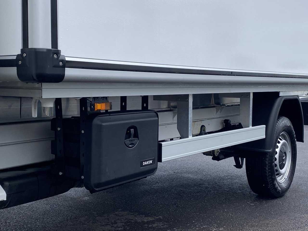 جديد الشاحنات الصغيرة المبردة MAN TGE 3.180 TIEFKÜHLKOFFER ATP -20C 4100mm: صور 29 جديد الشاحنات الصغيرة المبردة MAN TGE 3.180 TIEFKÜHLKOFFER ATP -20C 4100mm: صور 29