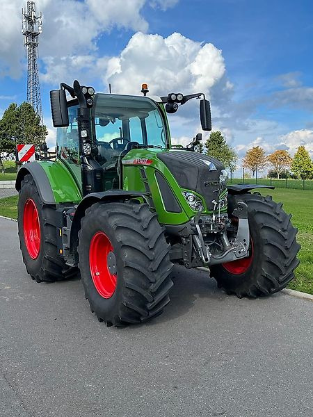 Fendt 724 Gen6 - جرار: صور 1 Fendt 724 Gen6 - جرار: صور 1