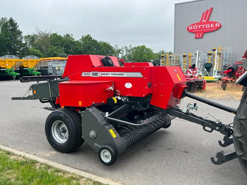 Massey Ferguson MF 1840 - مكبس البالات المستطيله: صور 1 Massey Ferguson MF 1840 - مكبس البالات المستطيله: صور 1