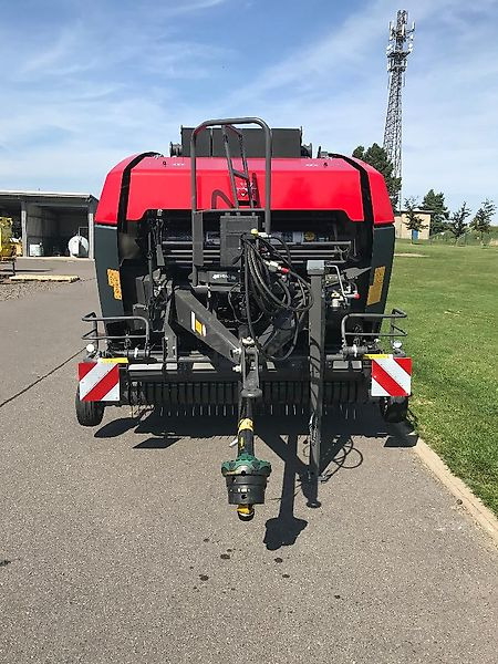 Massey Ferguson MF 4160 V Xtra / Lely - مكبس القش الدائري: صور 3 Massey Ferguson MF 4160 V Xtra / Lely - مكبس القش الدائري: صور 3