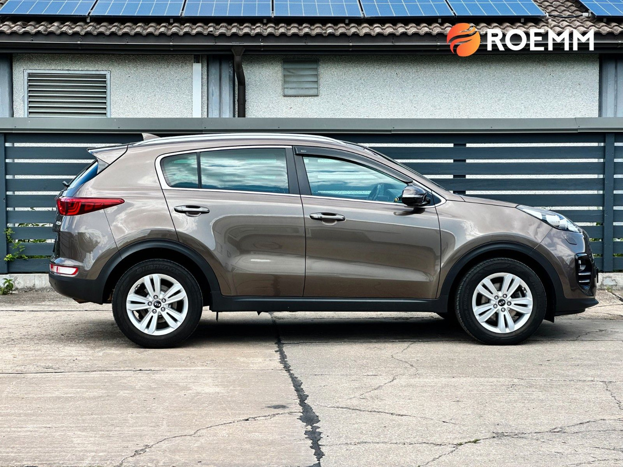 Kia Sportage Spirit 2WD*GARANTIE*JBL*Start/Stopp* - سيارة دفع رباعي: صور 4 Kia Sportage Spirit 2WD*GARANTIE*JBL*Start/Stopp* - سيارة دفع رباعي: صور 4
