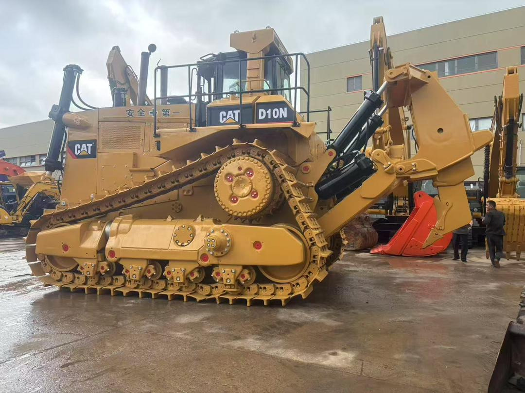 Caterpillar CAT Used Crawler Bulldozer Tractor D10N D9R D8R D8T D7R D7G D6G Dozer for Sale - بلدوزر: صور 2 Caterpillar CAT Used Crawler Bulldozer Tractor D10N D9R D8R D8T D7R D7G D6G Dozer for Sale - بلدوزر: صور 2