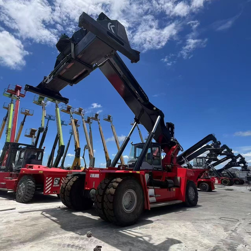 KALMAR 45 Ton Kalmar Reach Stacker DRD450 DRF450 DRT450 Telescopic Handler DRT450 and Sany Liugong Reach Stackers Lifting Reach Stacker Forklift - رافعات حاويات: صور 3 KALMAR 45 Ton Kalmar Reach Stacker DRD450 DRF450 DRT450 Telescopic Handler DRT450 and Sany Liugong Reach Stackers Lifting Reach Stacker Forklift - رافعات حاويات: صور 3