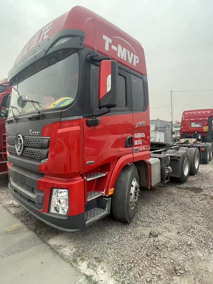 Shacman Slightly Used X3000 X5000 (6*4) Semi Truck Head Tractor Head Tipper Head - شاحنة جرار: صور 2 Shacman Slightly Used X3000 X5000 (6*4) Semi Truck Head Tractor Head Tipper Head - شاحنة جرار: صور 2