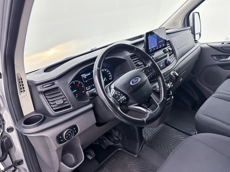Ford Transit Custom 280 2.0 TDCI L1H1 Trend Sync Navigatie Trekhaak Achteruitrijcamera Cruise Control Betimmering - فان المدمجة: صور 5 Ford Transit Custom 280 2.0 TDCI L1H1 Trend Sync Navigatie Trekhaak Achteruitrijcamera Cruise Control Betimmering - فان المدمجة: صور 5