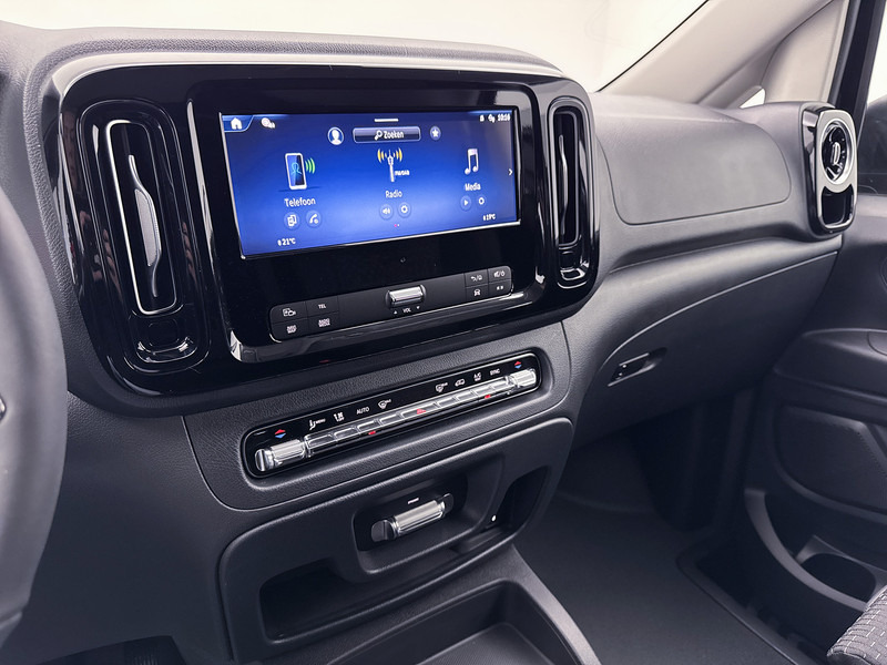 Mercedes-Benz Vito 119 CDI PRO L3 19" Lichtmetaal AMG Dubbele Schuifdeur Multibeam LED Trekhaak Achteruitrijcamera Betimmering - فان المدمجة: صور 5 Mercedes-Benz Vito 119 CDI PRO L3 19" Lichtmetaal AMG Dubbele Schuifdeur Multibeam LED Trekhaak Achteruitrijcamera Betimmering - فان المدمجة: صور 5