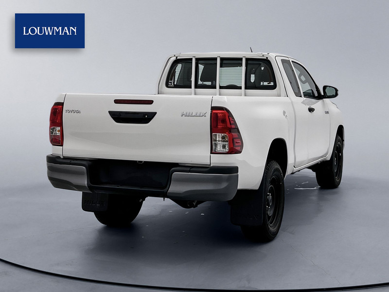 Toyota Hilux 2.4 D-4D Comfort 4x4 Xtra Cab NIEUW 3500KG Trekgewicht Cruise Control Airco - شاحنة البيك أب: صور 2 Toyota Hilux 2.4 D-4D Comfort 4x4 Xtra Cab NIEUW 3500KG Trekgewicht Cruise Control Airco - شاحنة البيك أب: صور 2